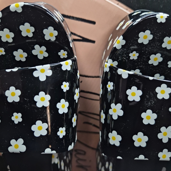 Wild Pair Black Floral Women's Shoes - Picture 7 of 12